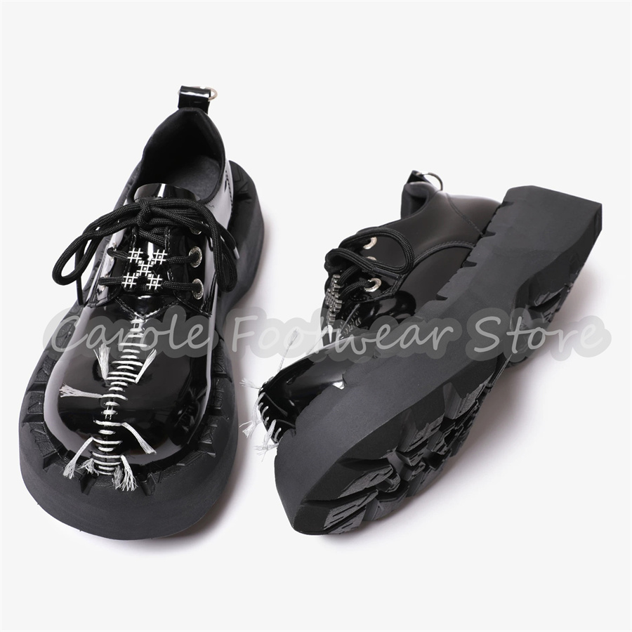 Patent Leather Oxford - Zapatos Oxford de plataforma con cordones